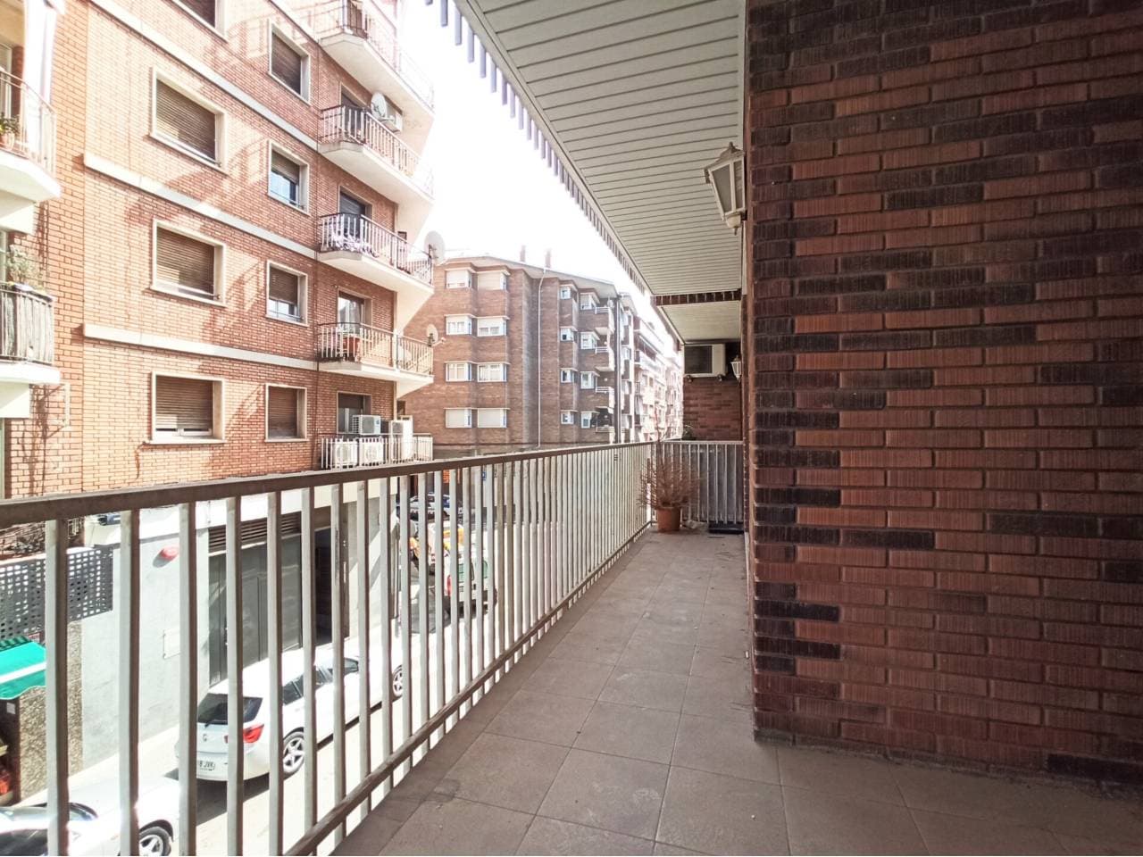 Pis a Manresa — Foto 12 de 14