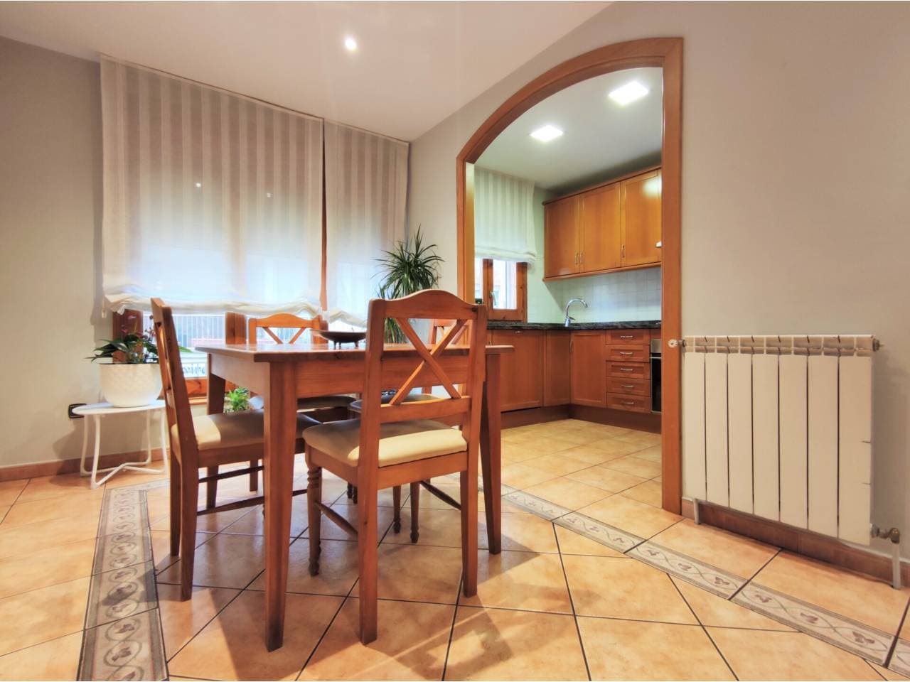 Casa a Santpedor — Foto 1 de 25