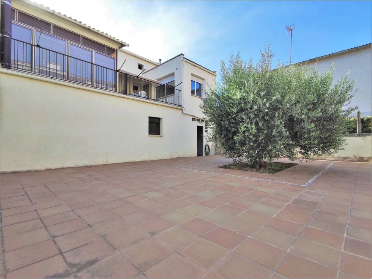 Casa unifamiliar en Santpedor — Foto 8 de 22