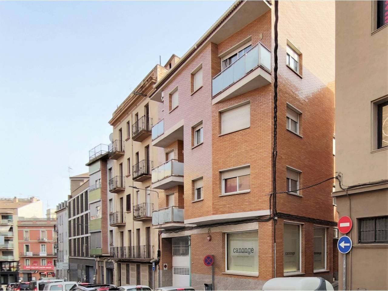 Piso en Manresa — Foto 1 de 14