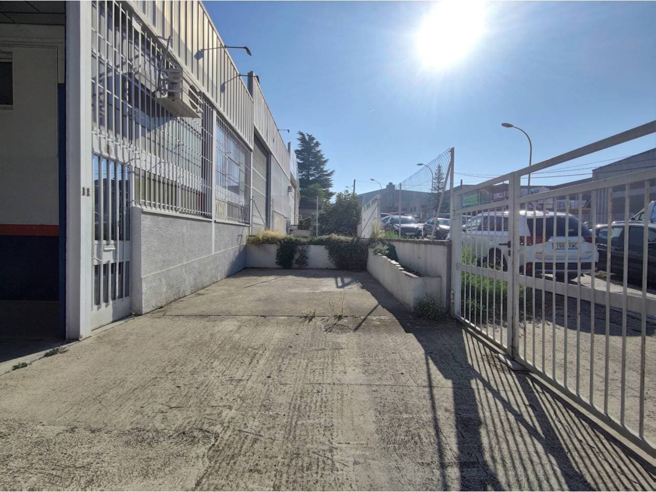 Nau industrial a Manresa — Foto 4 de 12