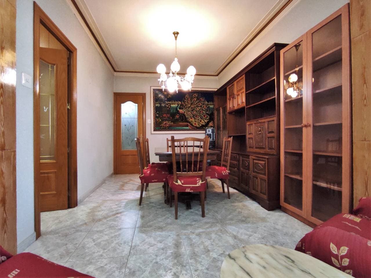 Casa unifamiliar en Manresa — Foto 1 de 16