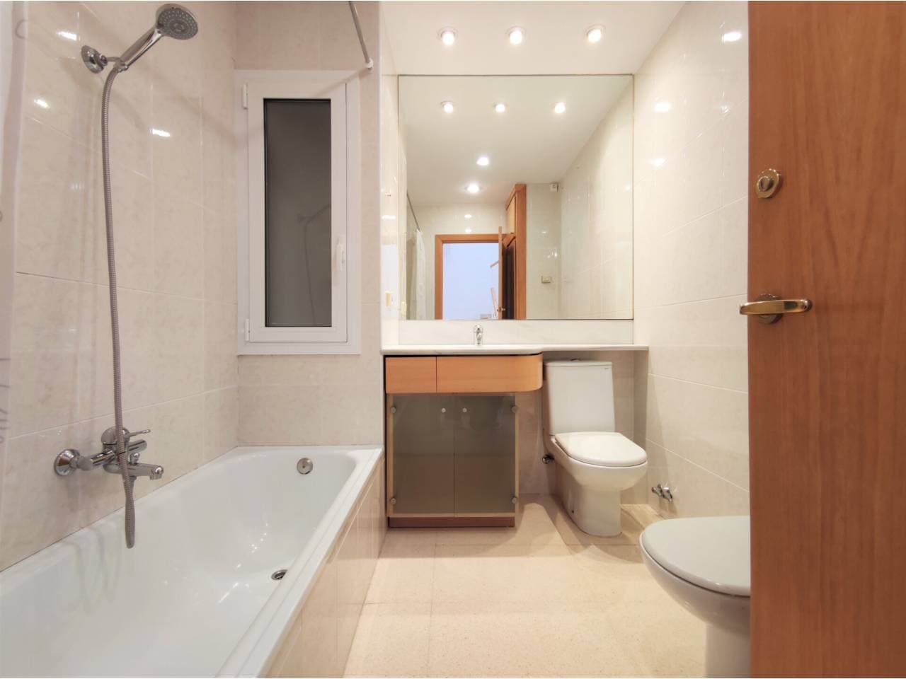 Casa pareada en Sant Fruitós de Bages — Foto 18 de 21