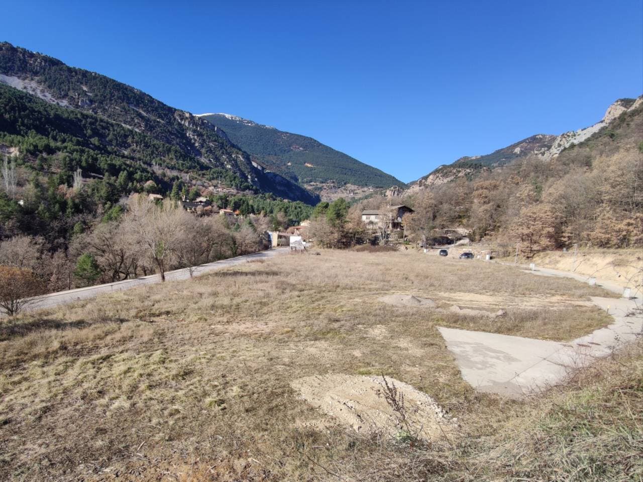 Parcel·la a La Coma i la Pedra 1