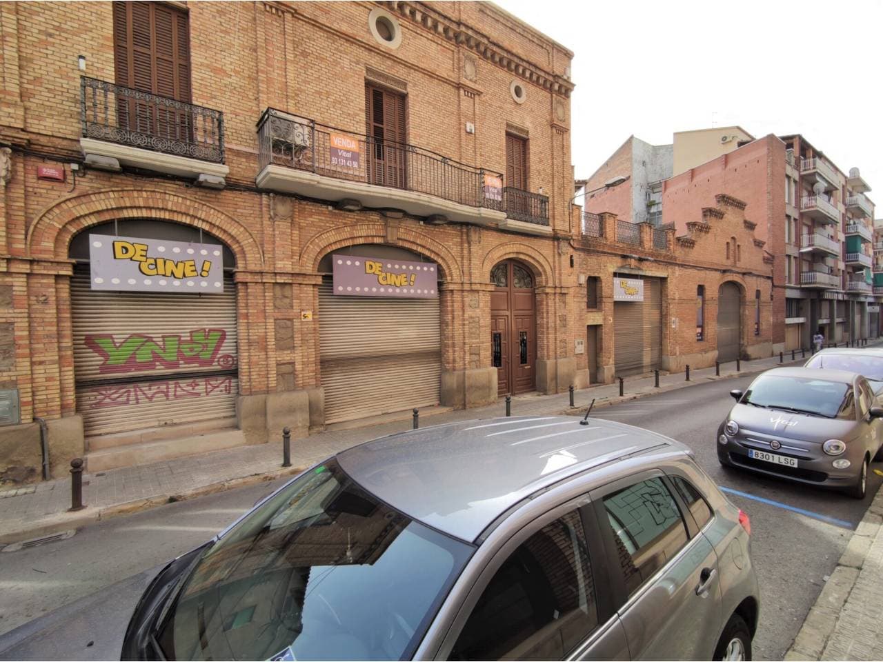 Edifici a Manresa — Foto 8 de 11