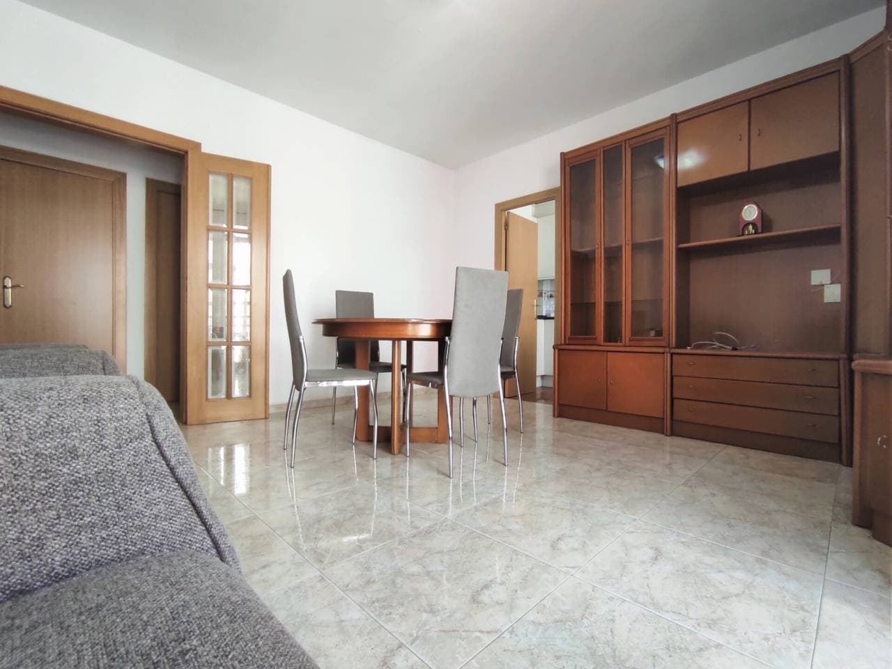 Pis a Manresa — Foto 2 de 16