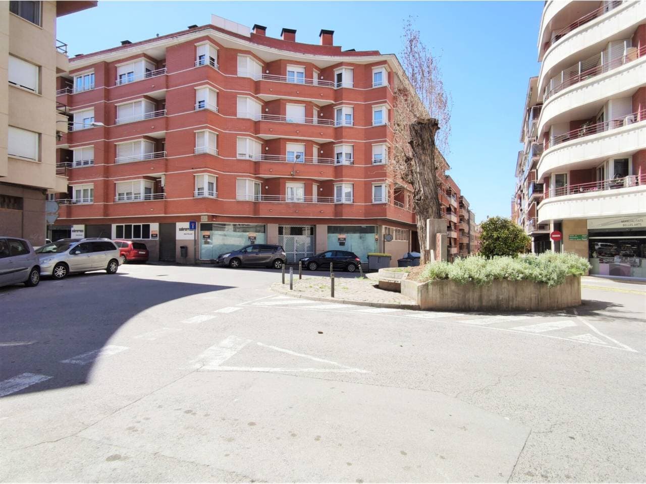 Local a Manresa 1
