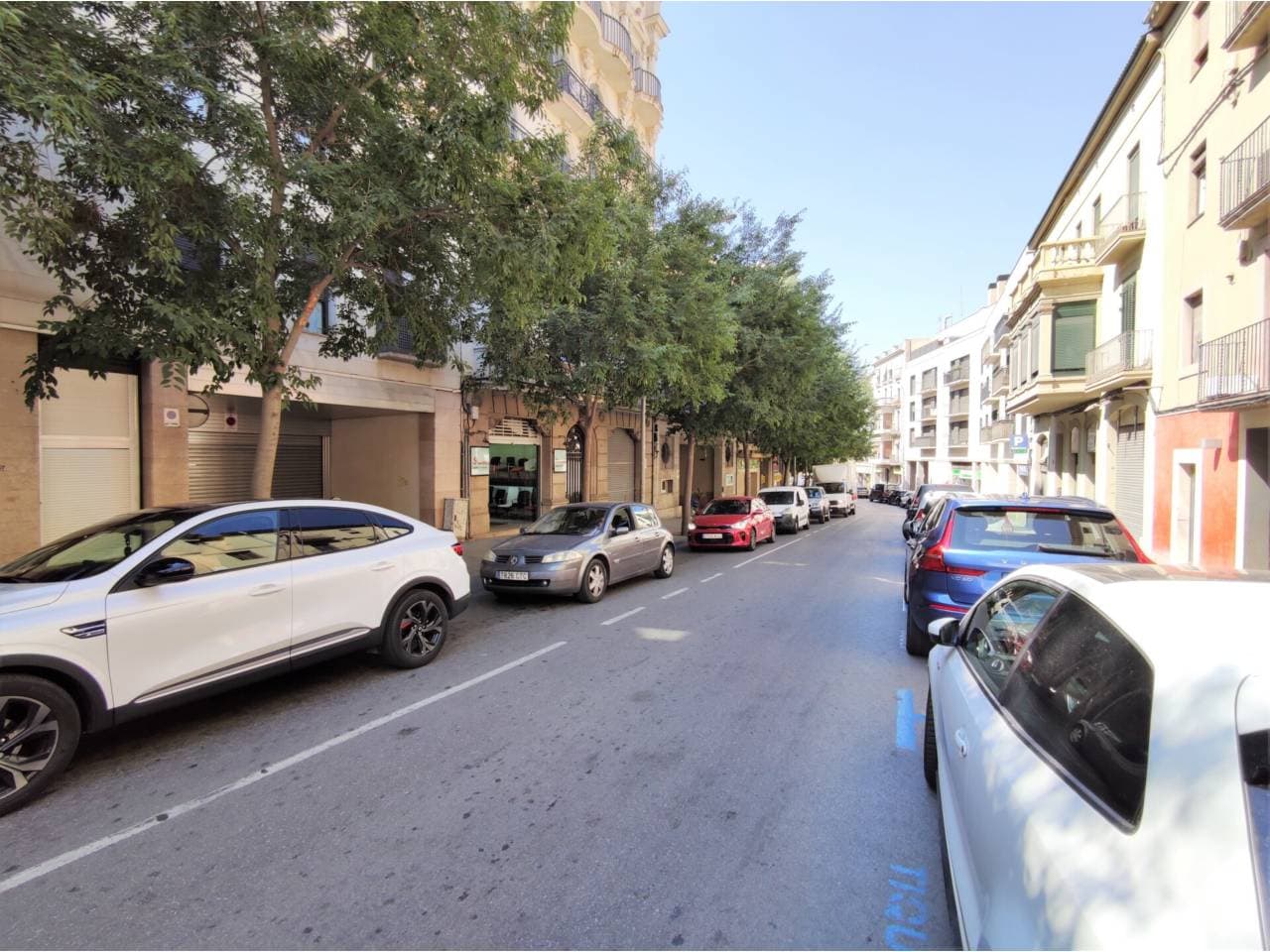 Pàrquing a Manresa — Foto 7 de 8