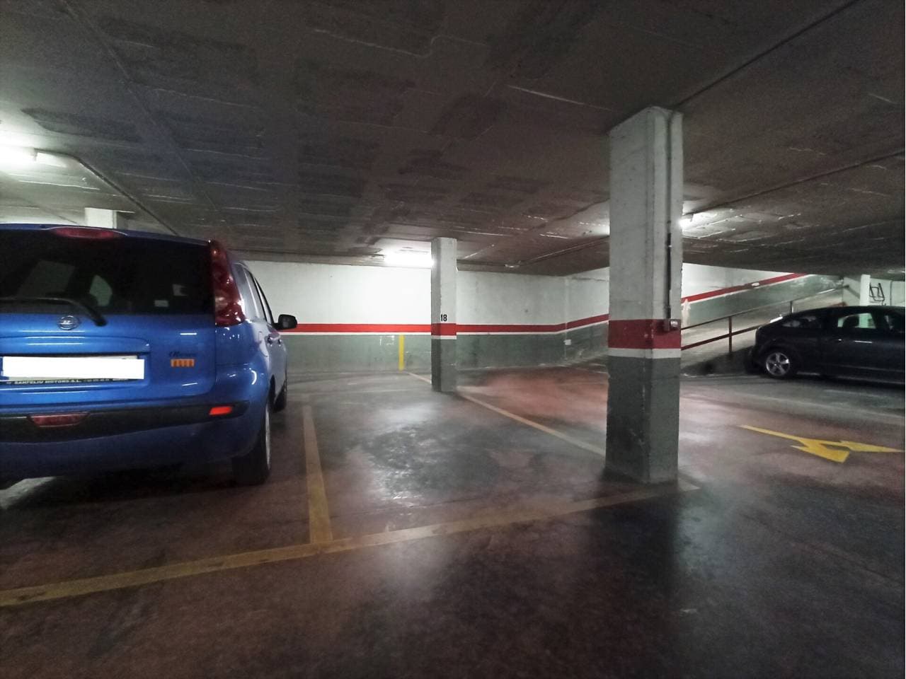 Pàrquing a Manresa — Foto 4 de 6