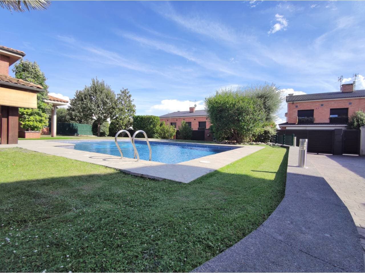 Xalet a Sant Fruitós de Bages — Foto 3 de 35