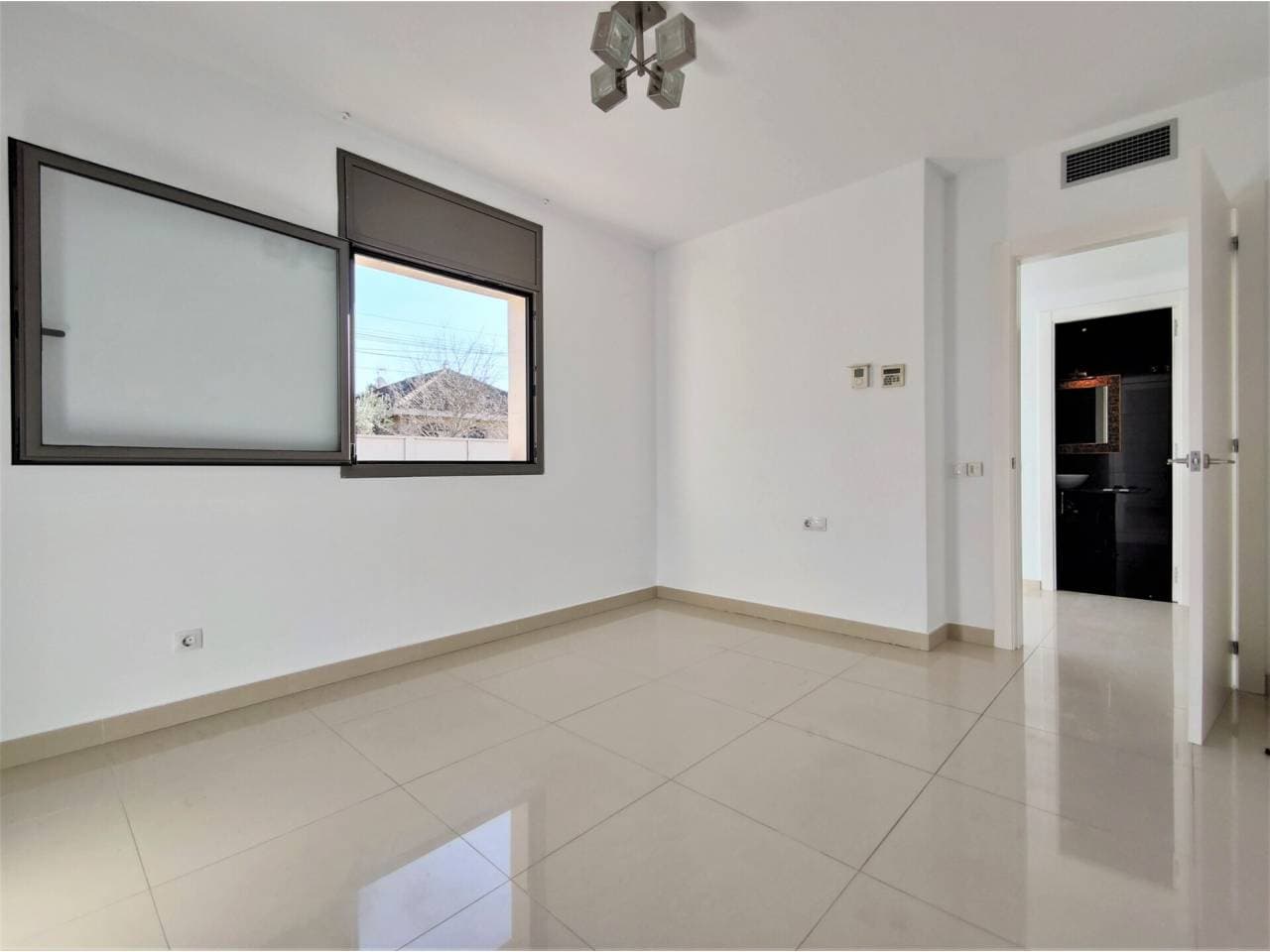 Chalet en Castellnou de Bages — Foto 39 de 58