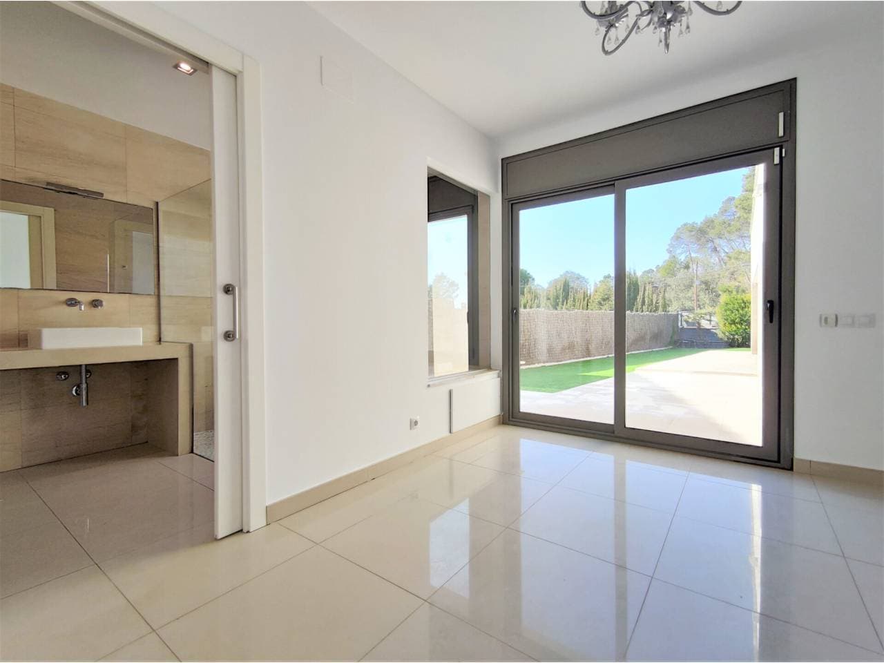 Chalet en Castellnou de Bages — Foto 32 de 58