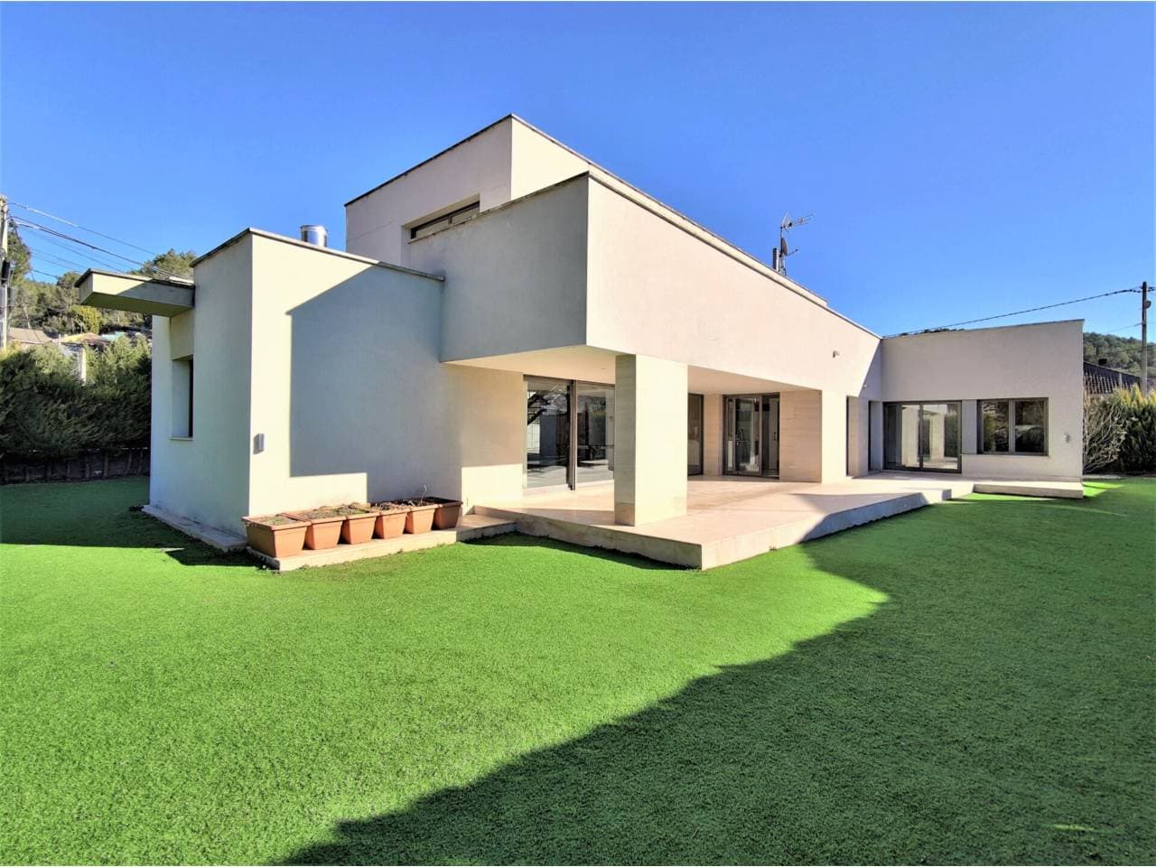 Chalet en Castellnou de Bages — Foto 2 de 58