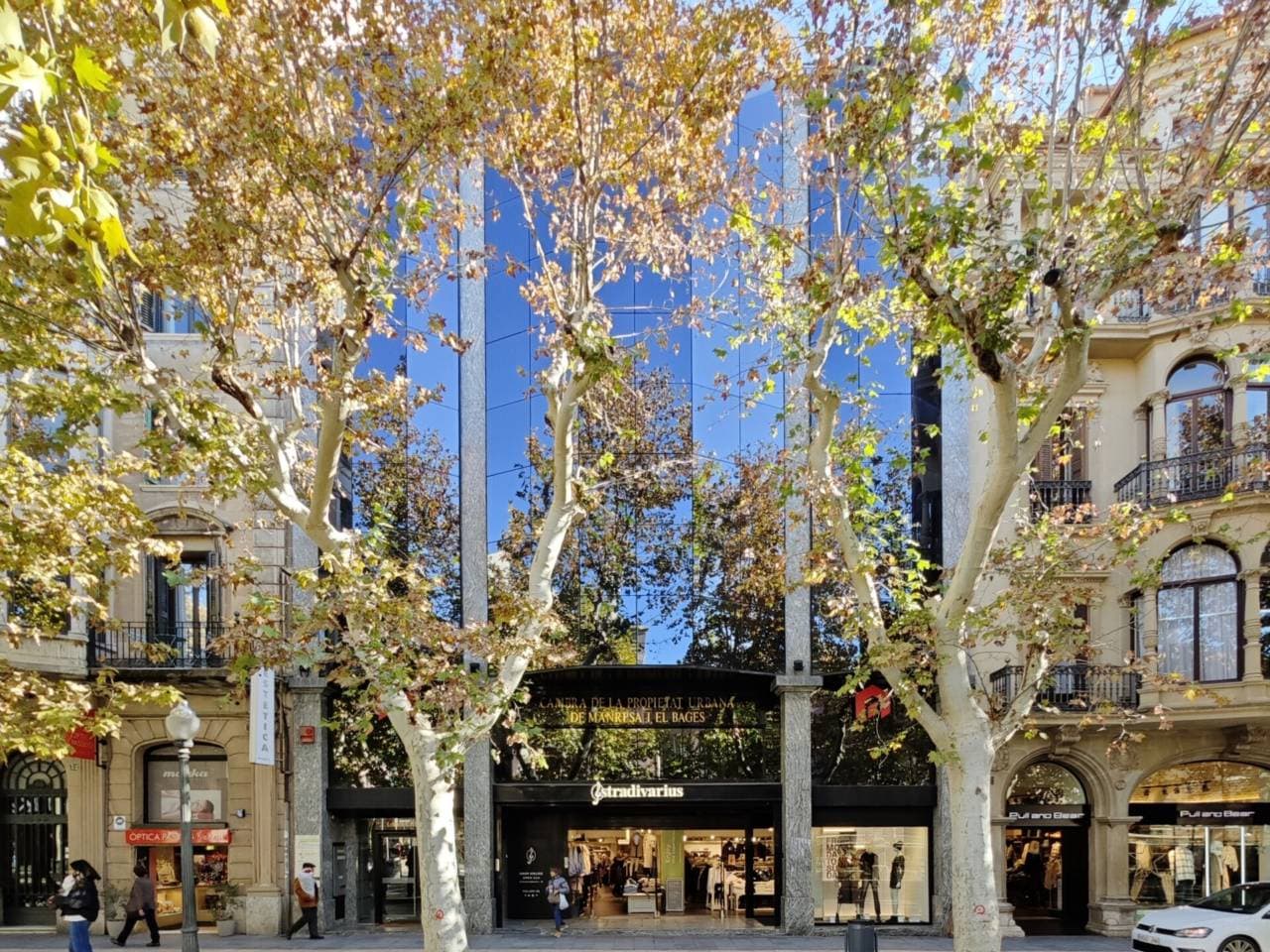 Oficina a Manresa — Foto 11 de 11