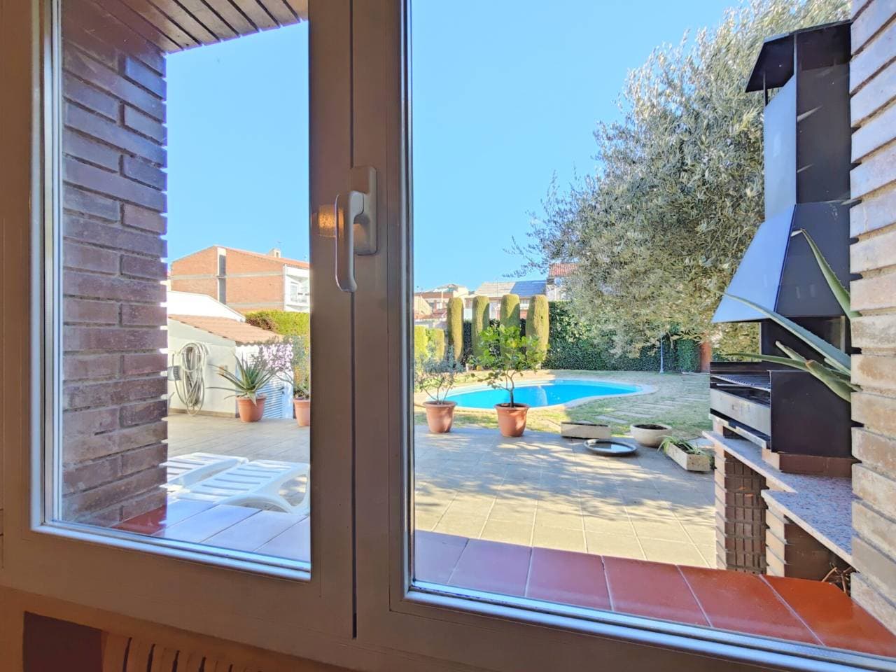 Xalet a Sant Vicenç de Castellet — Foto 18 de 35