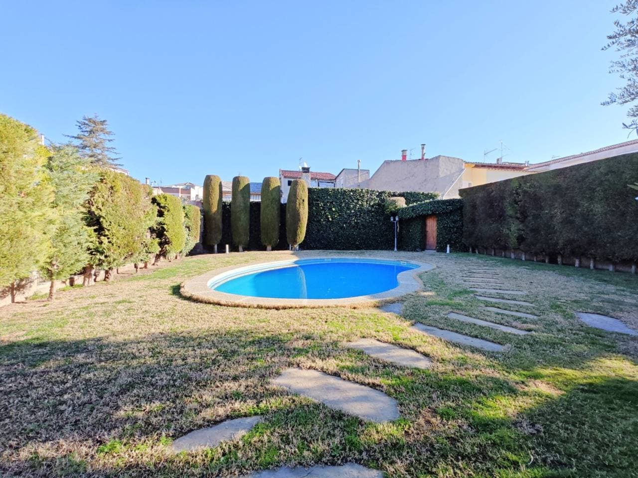 Xalet a Sant Vicenç de Castellet — Foto 4 de 35
