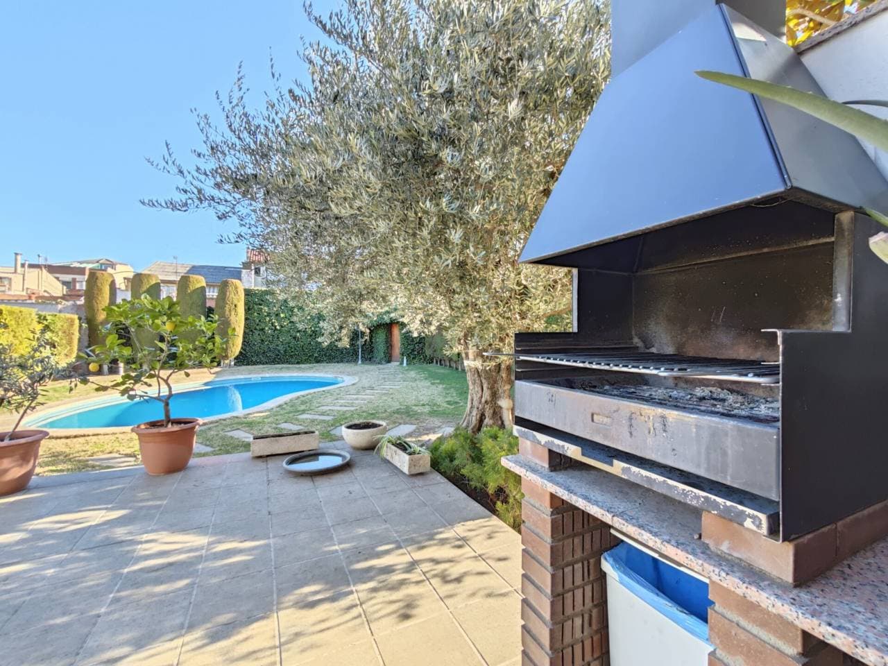 Xalet a Sant Vicenç de Castellet — Foto 3 de 35