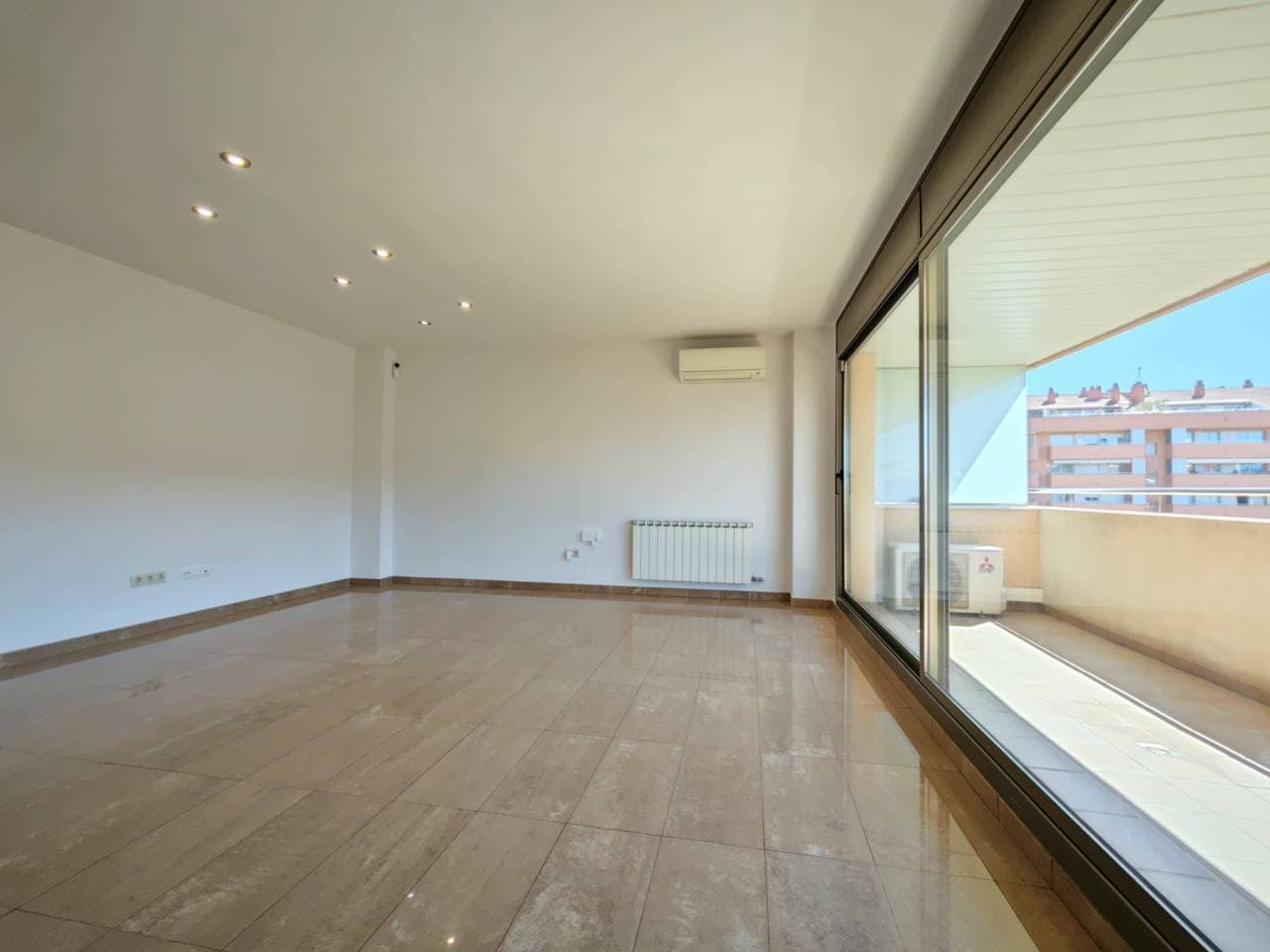 Pis a Manresa — Foto 4 de 44