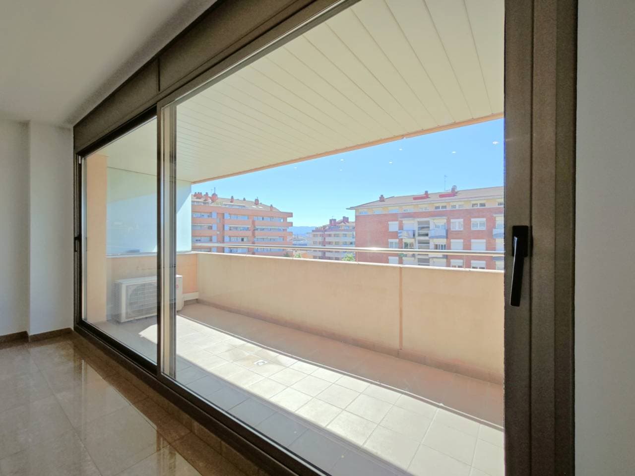 Pis a Manresa — Foto 42 de 44