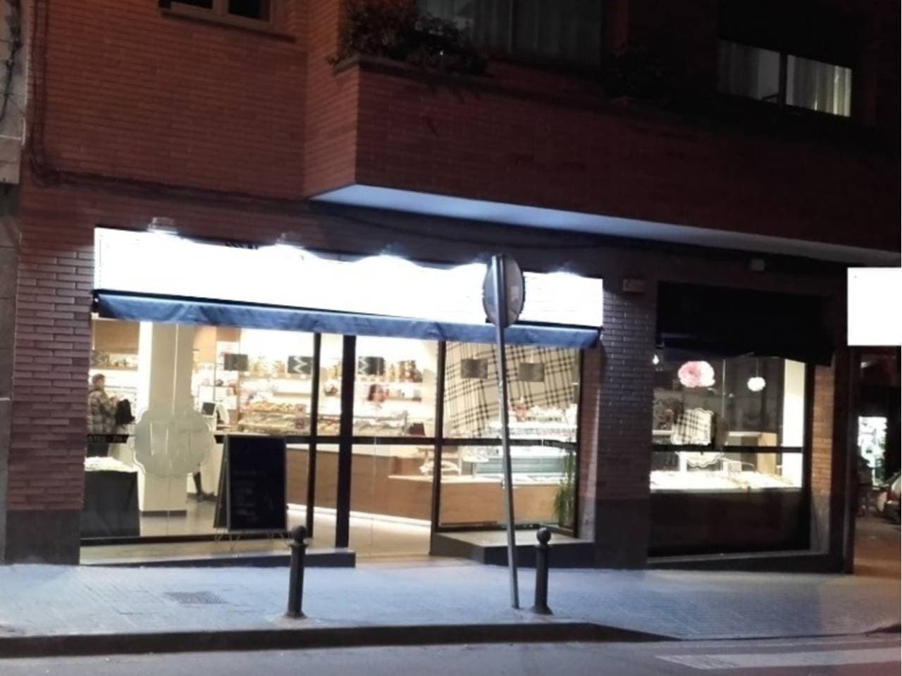 Local a Manresa — Foto 11 de 15