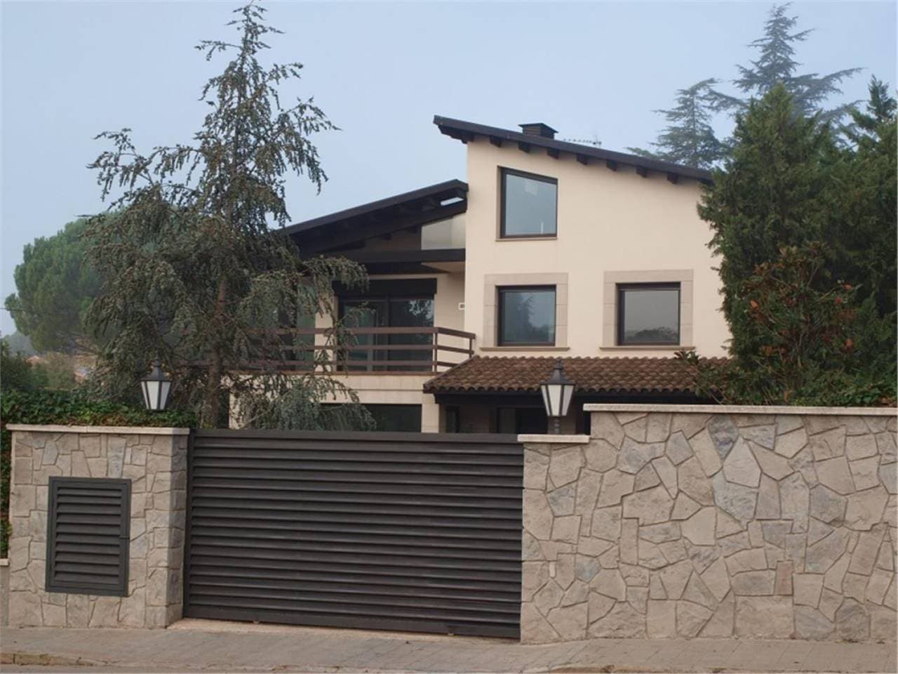 Chalet en Sant Fruitós de Bages — Foto 2 de 27