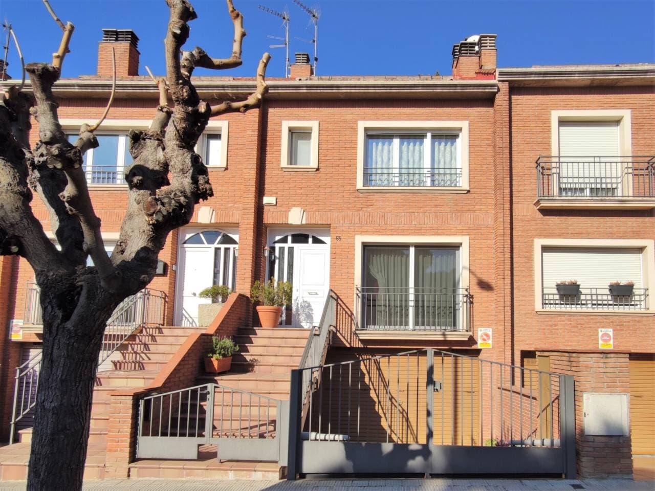 Casa unifamiliar a Sant Fruitós de Bages — Foto 3 de 39