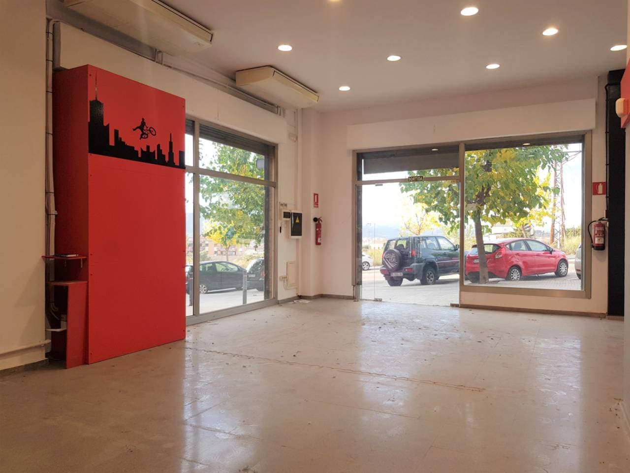Local a Manresa — Foto 4 de 9