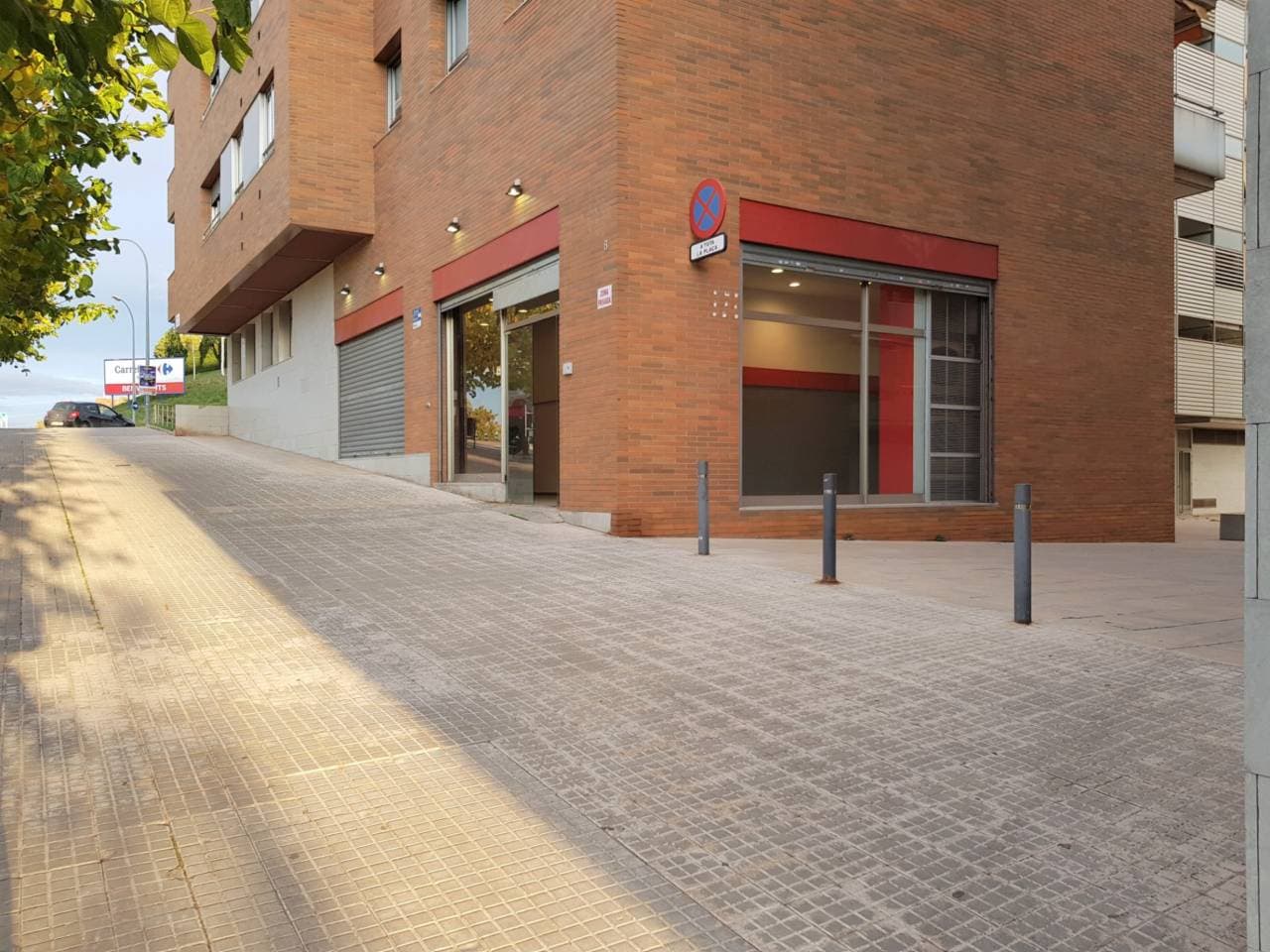 Local a Manresa — Foto 1 de 9