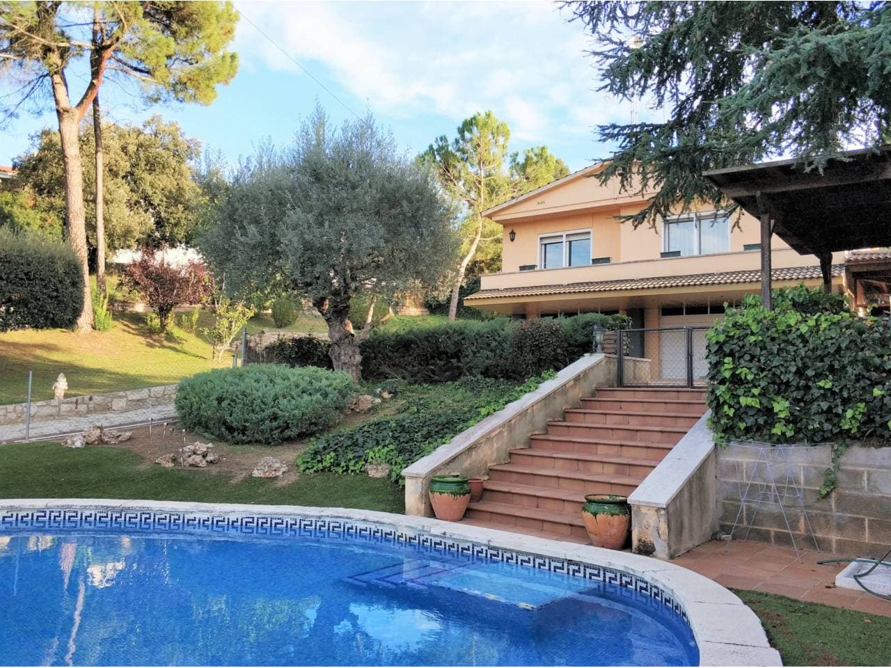 Casa a Sant Fruitós de Bages — Foto 1 de 31