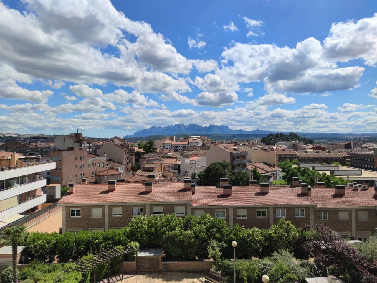 Pis a Manresa — Foto 1 de 19