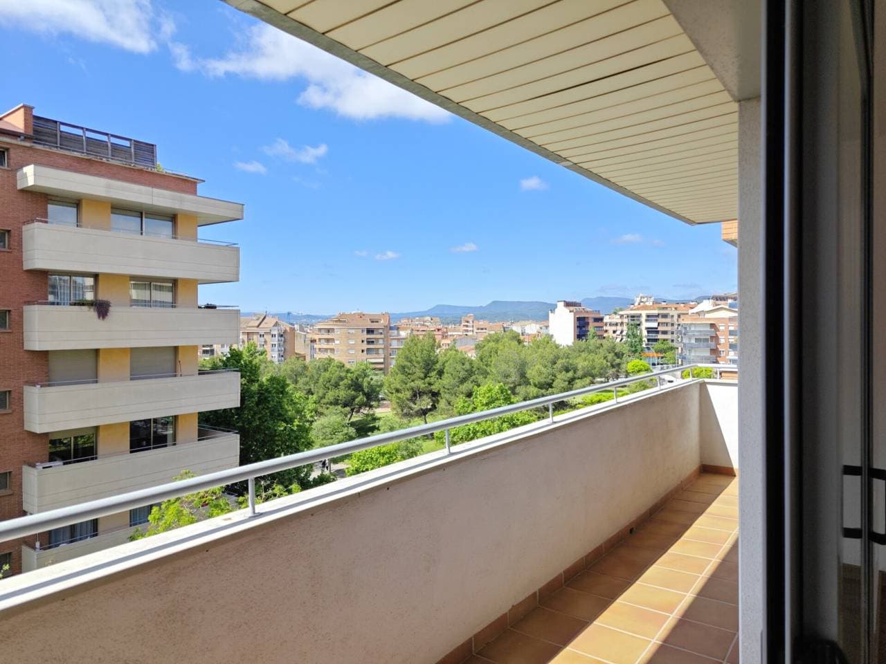 Pis a Manresa — Foto 18 de 28