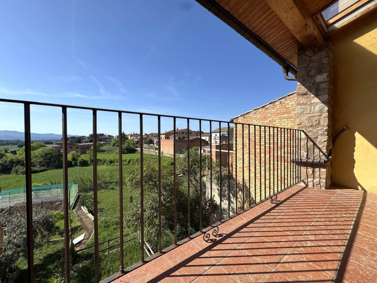 Casa unifamiliar a Sant Feliu Sasserra — Foto 1 de 29