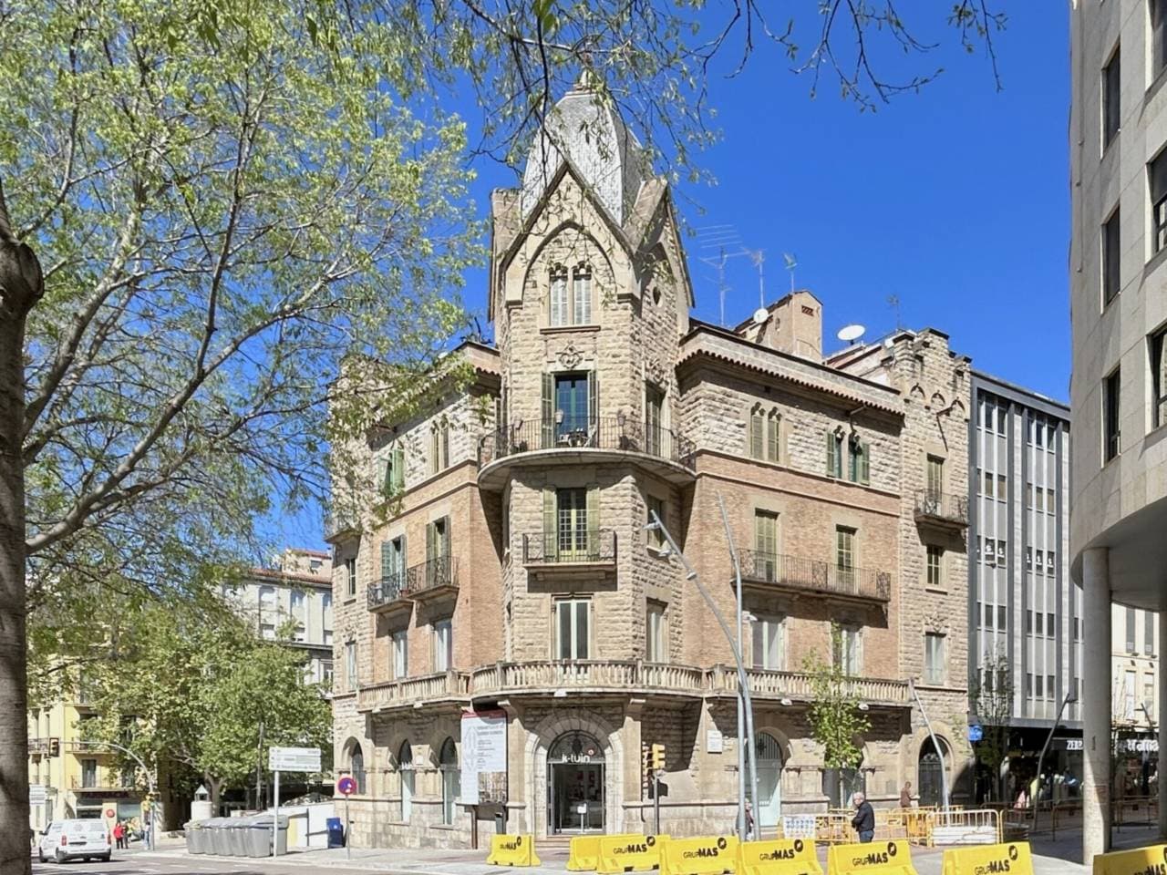 Pis a Manresa — Foto 4 de 15