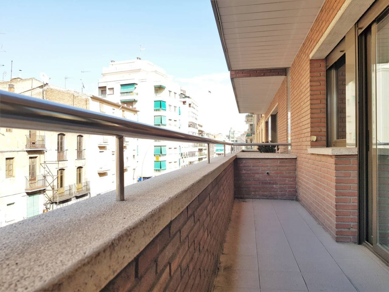 Pis a Manresa — Foto 2 de 14